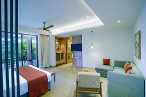 Amoravida By 7 Apple Resorts