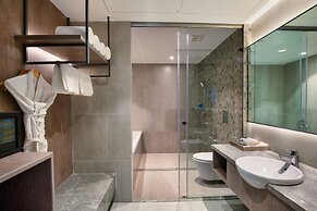 Amoravida By 7 Apple Resorts