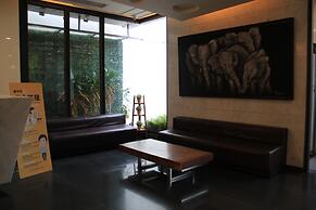 The Galerie Hotel