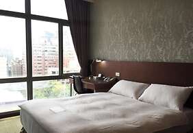 The Galerie Hotel