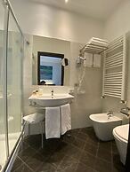 Hotel Card International