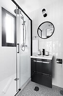 Color Apartments by Olala Homes