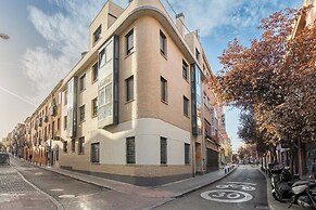 Color Apartments by Olala Homes