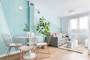 Color Apartments by Olala Homes