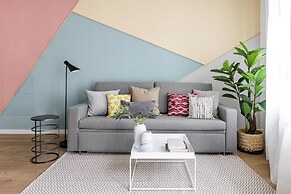 Color Apartments by Olala Homes
