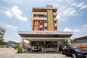 Mourya Hotel