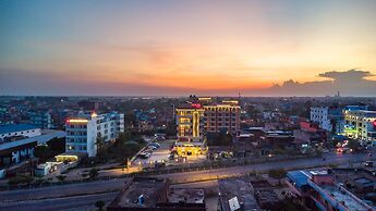 Mourya Hotel