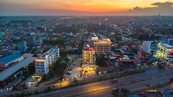 Mourya Hotel