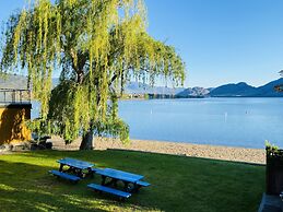 Richter Pass Beach Resort