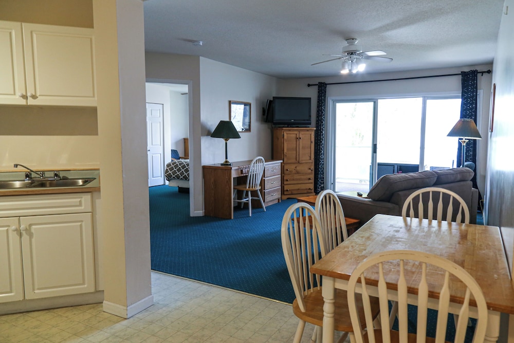Richter Pass Beach Resort