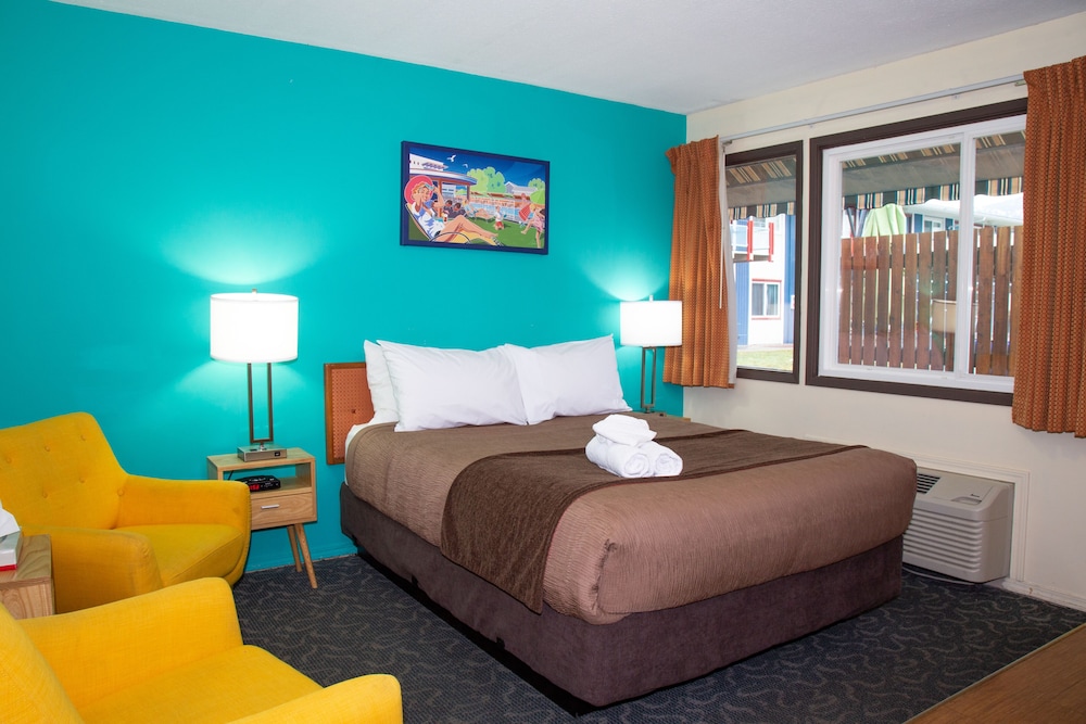 Bowmont Motel