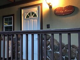 Ricky House Hakuba