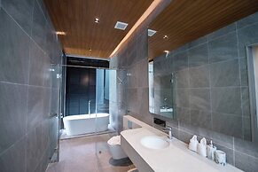 Akra Collection Layan Hideaway Villas