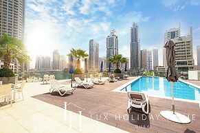 LUX Contemporary Suite Marina View 6