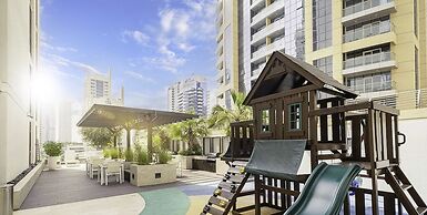 LUX Contemporary Suite Marina View 6
