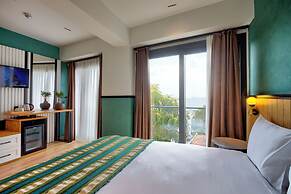 Fragments Hotel