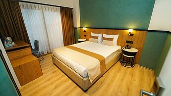 Fragments Hotel
