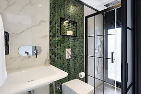 Fragments Hotel