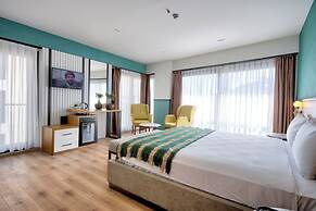 Fragments Hotel