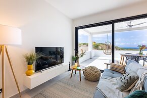 Blue Bay | The Reef