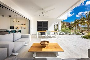 Blue Bay | The Reef