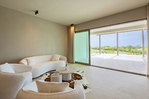 Blue Bay | The Reef