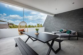 Blue Bay | The Reef