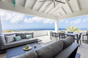 Blue Bay | The Reef