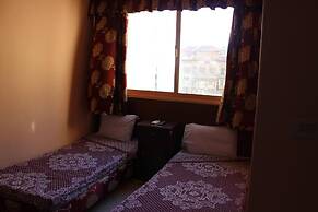 Sea Star Hotel