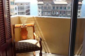 Sea Star Hotel