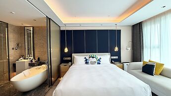 voco Xi'an Etdz by IHG