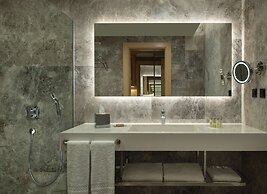 DoubleTree by Hilton Manisa