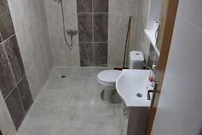 Lacin Apart Hotel