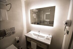 Dovv Hotel