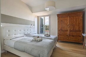 Penthouse With Terrace