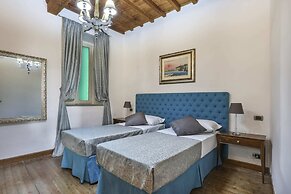 Pontevecchio Stylish Apartment in Florence