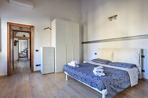 Uffizi Suite II