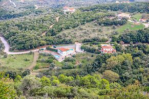 Villa Mitzelos