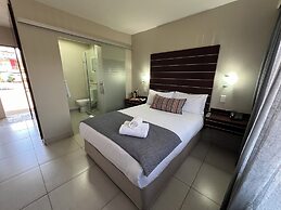 Hotel Savoy and Conference Centre