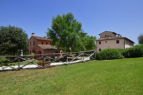 Francigena Apartments
