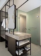 Hotel Santika Premiere Padang