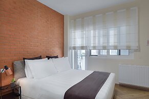 Acropolis Premium Residence