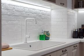 Acropolis Premium Residence