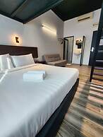 Georgetown Inn by Sky Hive
