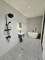 Georgetown Inn by Sky Hive