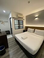 Georgetown Inn by Sky Hive