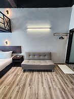 Georgetown Inn by Sky Hive