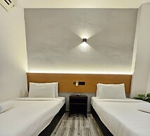 Georgetown Inn by Sky Hive