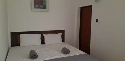 Hotel Coldworld