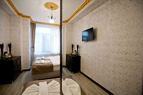 Golden Horn Park Hotel